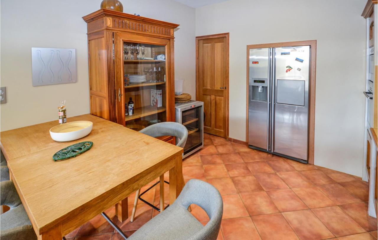 3 Bedroom Awesome Home In Chateuneuf De Gadagne Châteauneuf-de-Gadagne Εξωτερικό φωτογραφία