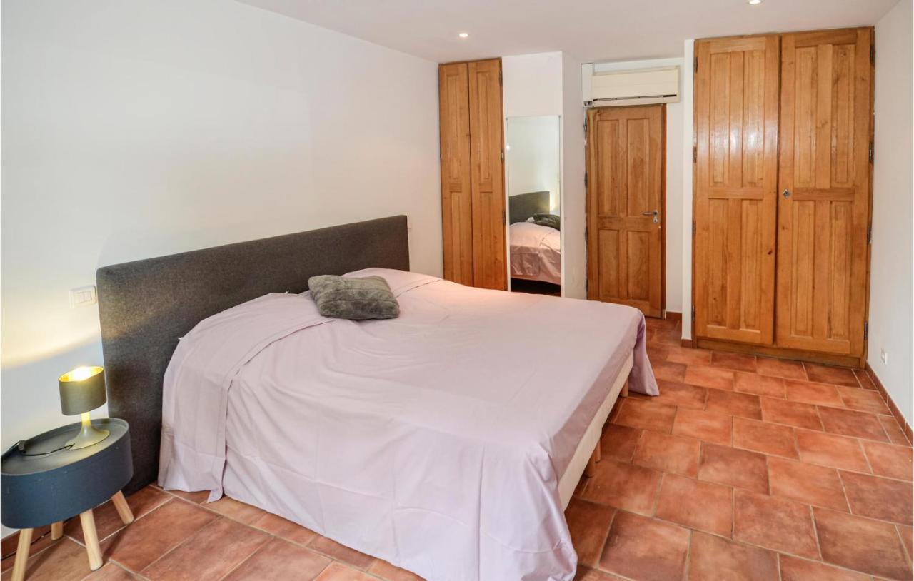3 Bedroom Awesome Home In Chateuneuf De Gadagne Châteauneuf-de-Gadagne Εξωτερικό φωτογραφία