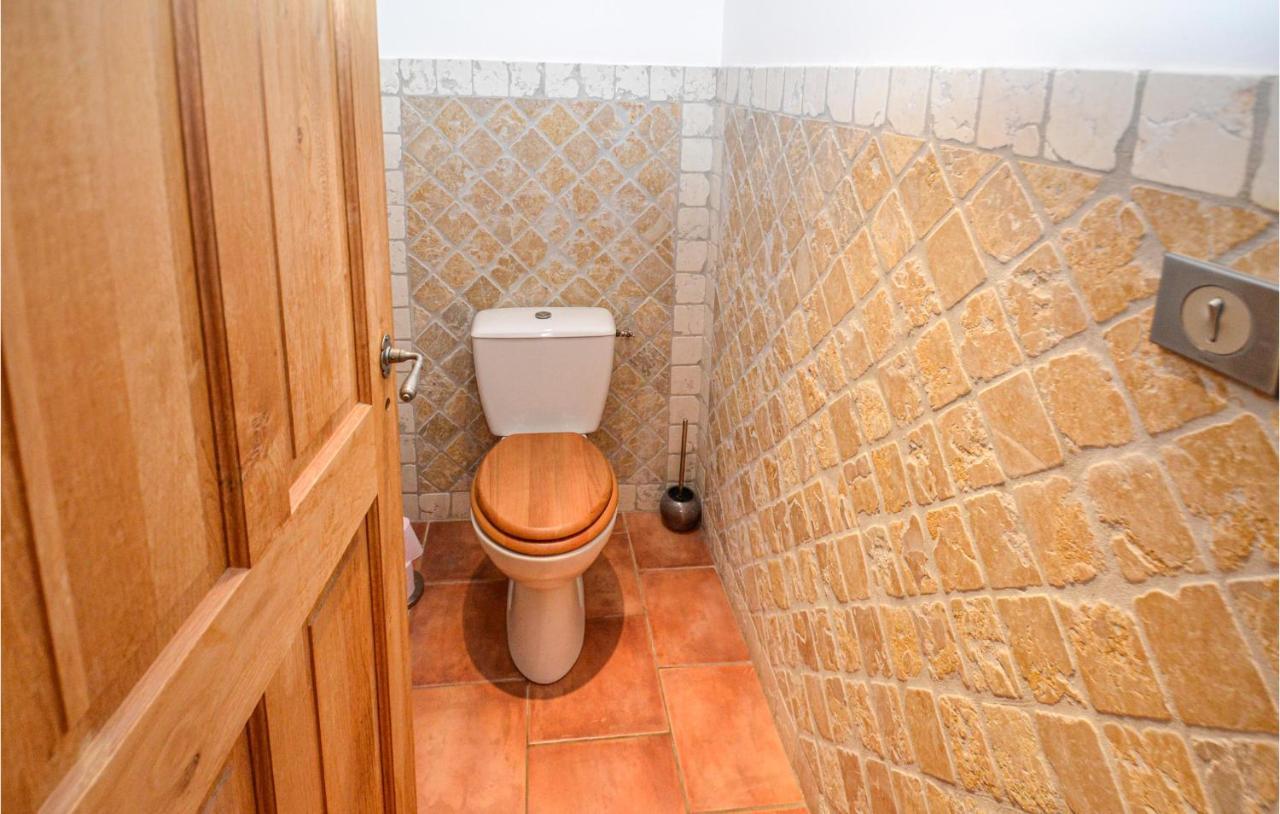 3 Bedroom Awesome Home In Chateuneuf De Gadagne Châteauneuf-de-Gadagne Εξωτερικό φωτογραφία